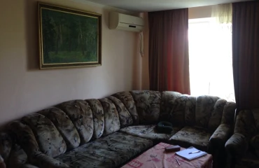 Photo Three-Room flat, to rent. Poltava Шевченковский (Октябрьский)