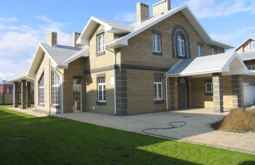 Photo House, for sale. Chabany