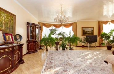 Foto Tres Ambientes piso, en venta. Kyiv