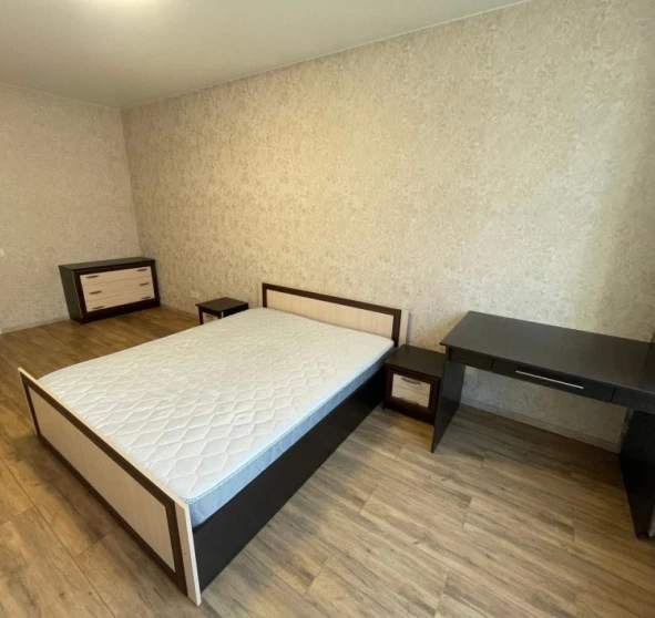 Foto 1. Monoambiente piso, para alquilar. Kyiv Дарницкий