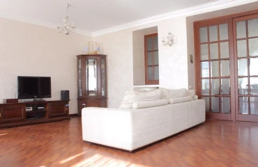 Foto Cuatro Ambientes piso, en venta. Kyiv Печерский