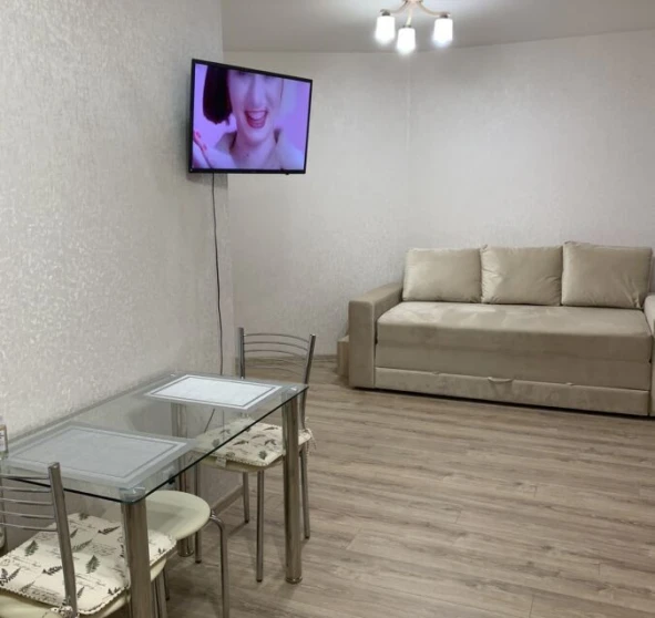 Zdjęcie 1. Kawalerka mieszkanie, do wynajęcia. Kyiv Дарницкий