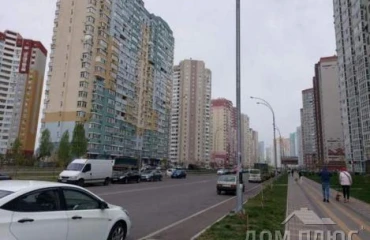 Фото Трикімнатна квартира, продаж. Київ Дарницкий