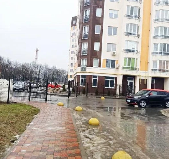 Zdjęcie 1. Kawalerka mieszkanie, na sprzedaż. Poltava Подольский
