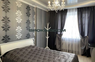 Fotografie Trei Camere apartament, de vânzare. Kyiv Соломенский