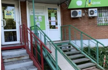 Foto Comercial, para alquilar. Poltava Подольский
