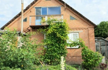 Photo House, for sale. Zorivka