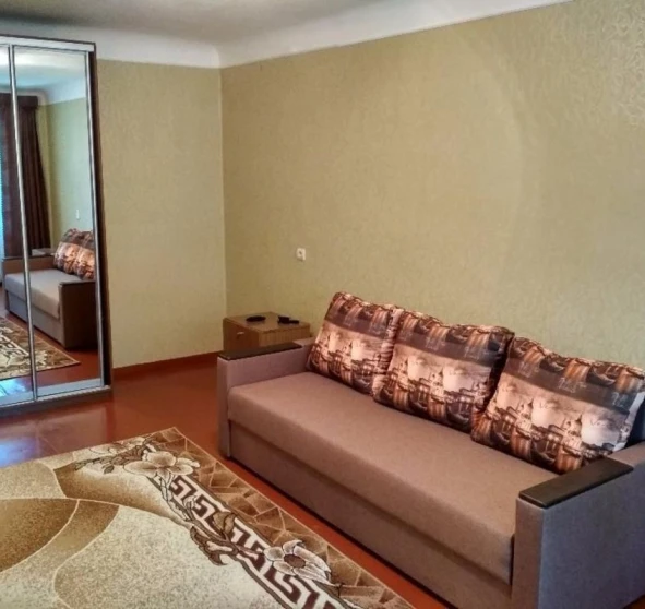 Fotografie 1. Garsonieră apartament, de închiriat. Poltava Шевченковский (Октябрьский)