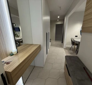 Foto 2. Tres Ambientes piso, en venta. Poltava
