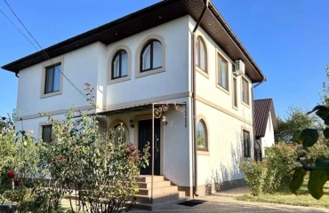 Photo House, for sale. Hradyzk