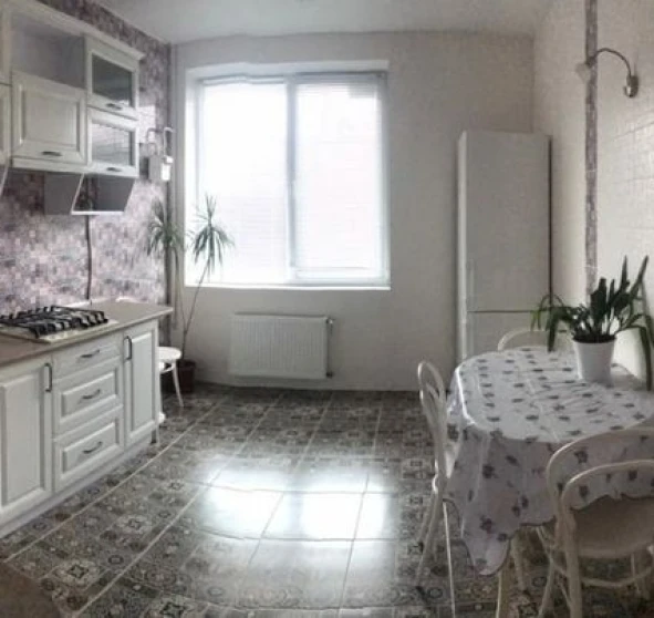 Fotografie 1. Două Camere apartament, de închiriat. Odesa Хаджибейский (Малиновский)