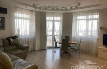 Foto Tres Ambientes piso, en venta. Kyiv Оболонский