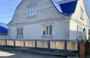 Photo House, for sale. Haisyn
