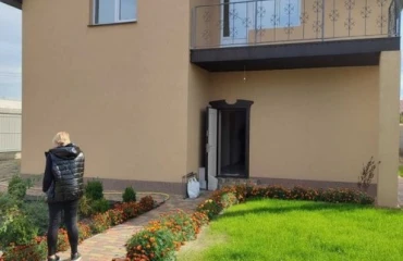 Photo House, for sale. Pukhivka