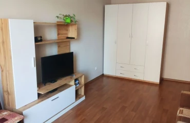 Zdjęcie Kawalerka mieszkanie, na sprzedaż. Kyiv Голосеевский, Vystavkovyi tsentr