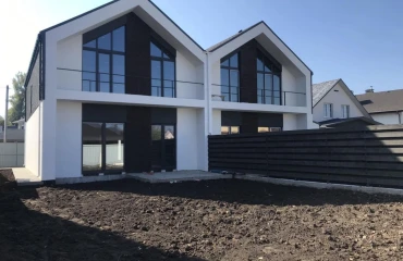 Photo House, for sale. Hatne