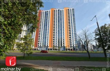 Zdjęcie Trzypokojowe mieszkanie, na sprzedaż. Minsk Октябрьский