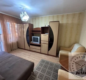 Foto 2. Monoambiente piso, en venta. Kyiv Святошинский, Akademmistsechko