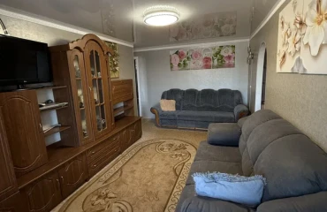 Photo Three-Room flat, to rent. Poltava Шевченковский (Октябрьский)