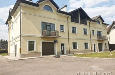Foto Comercial, en venta. Kozyn