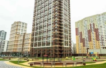 Фото Трикімнатна квартира, продаж. Київ