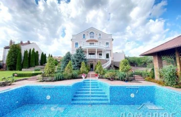 Foto Casa, en venta. Lisnyky Киево-Святошинский район