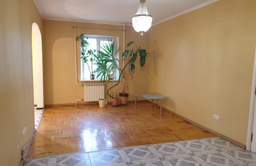 Photo Three-Room flat, for sale. Kyiv Деснянский район, Pochaiana