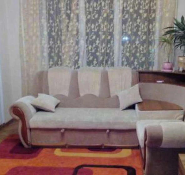 Fotografie 1. Trei Camere apartament, de închiriat. Poltava Шевченковский (Октябрьский)