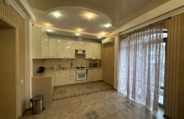 Fotografie Trei Camere apartament, de închiriat. Poltava Шевченковский (Октябрьский)