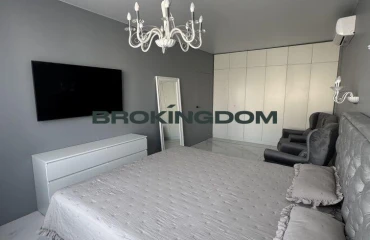 Foto Dos Ambientes piso, en venta. Kriukivshchyna