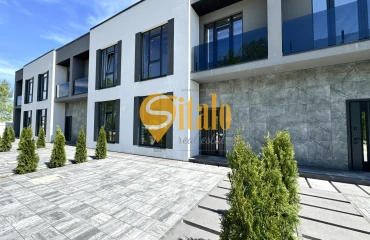 Photo House, for sale. Kyiv Дарницкий