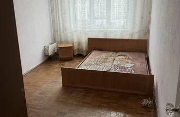 Zdjęcie Trzypokojowe mieszkanie, na sprzedaż. Kyiv Голосеевский