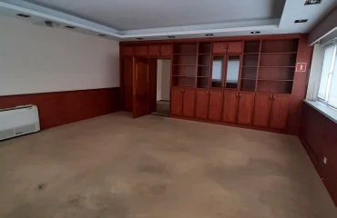 Foto Comercial, para alquilar. Kyiv