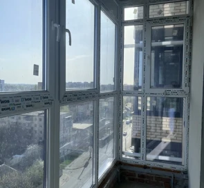 Zdjęcie 5. Kawalerka mieszkanie, na sprzedaż. Poltava Шевченковский (Октябрьский)