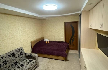 Zdjęcie Kawalerka mieszkanie, do wynajęcia. Kyiv Дарницкий