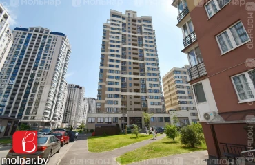Zdjęcie Czteropokojowe mieszkanie, na sprzedaż. Minsk Первомайский