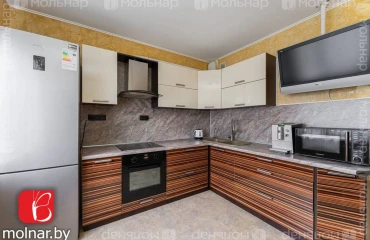 Zdjęcie Trzypokojowe mieszkanie, na sprzedaż. Minsk Фрунзенский
