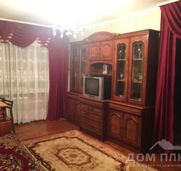 Foto 1. Tres Ambientes piso, para alquilar. Kyiv Днепровский