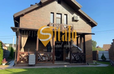 Photo House, for sale. Hnidyn