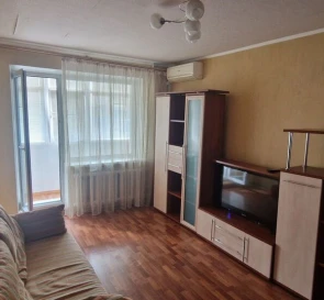 Photo 2. One-Room flat, to rent. Poltava Подольский