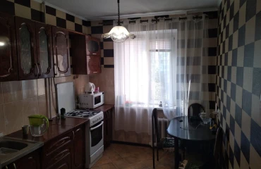 Zdjęcie Trzypokojowe mieszkanie, na sprzedaż. Poltava Подольский