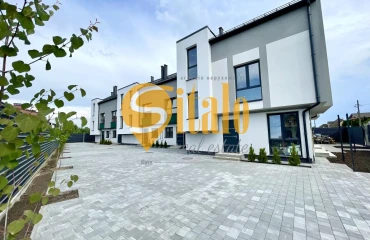 Foto Casa, en venta. Kyiv Дарницкий