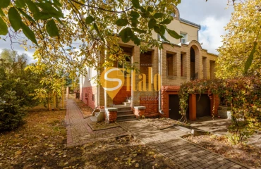 Photo House, for sale. Kyiv Дарницкий