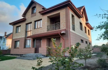 Photo House, for sale. Horenychi