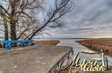 Photo House, for sale. Abrykosivka
