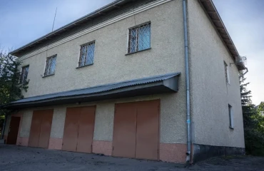 Foto Comercial, en venta. Zolochivka