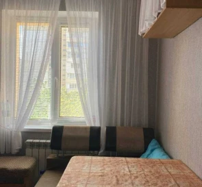 Foto 2. Tres Ambientes piso, en venta. Poltava Шевченковский (Октябрьский)
