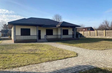Photo House, for sale. Pirnove