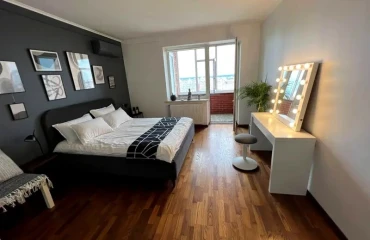 Fotografie Trei Camere apartament, de vânzare. Kyiv Дарницкий район, Kharkivska