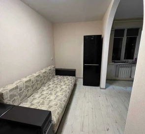 Foto 5. Monoambiente piso, para alquilar. Poltava